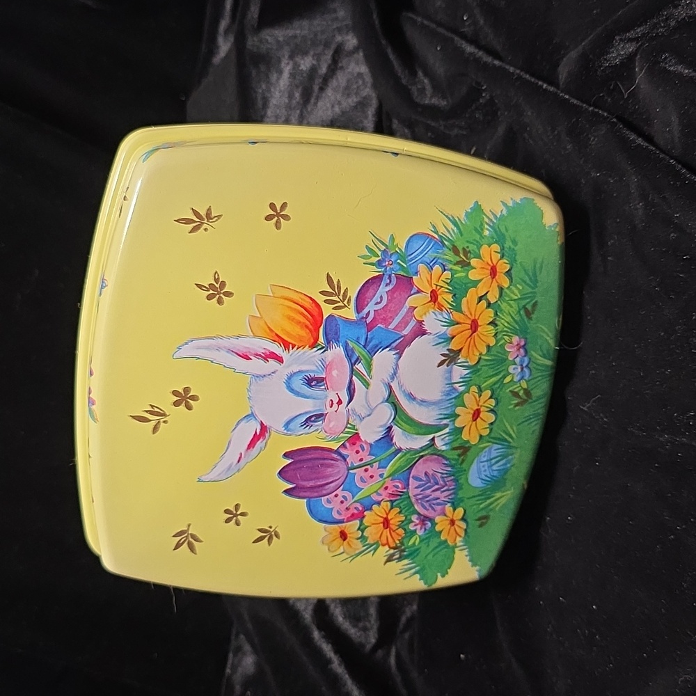 Ullman Co. Plastic Easter Bunny Candy Container Yellow Kitschy 1990s
